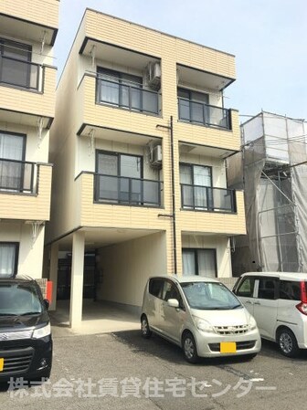 栄マンション２号館の物件外観写真